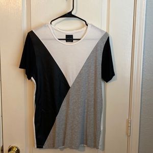 Basic Zara tee in BLCK/GRY graphics